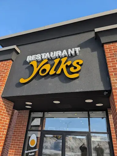 Yolks DDO restaurant exterior on Brunswick Boulevard in Dollard-des-Ormeaux