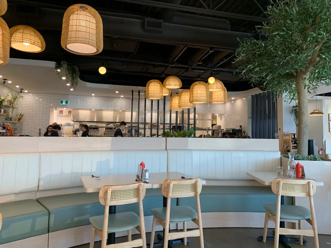 Yolks DDO interior view in the West Island of Montreal